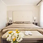 Trettenero Hotel 4*