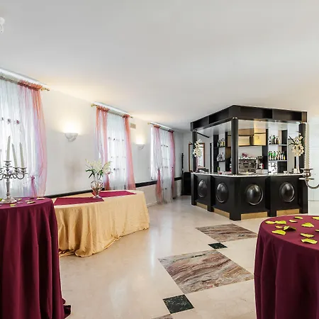 Hotell Trettenero 4*
