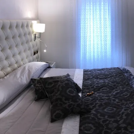 Trettenero Hotell