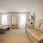 Отель Trettenero 4*